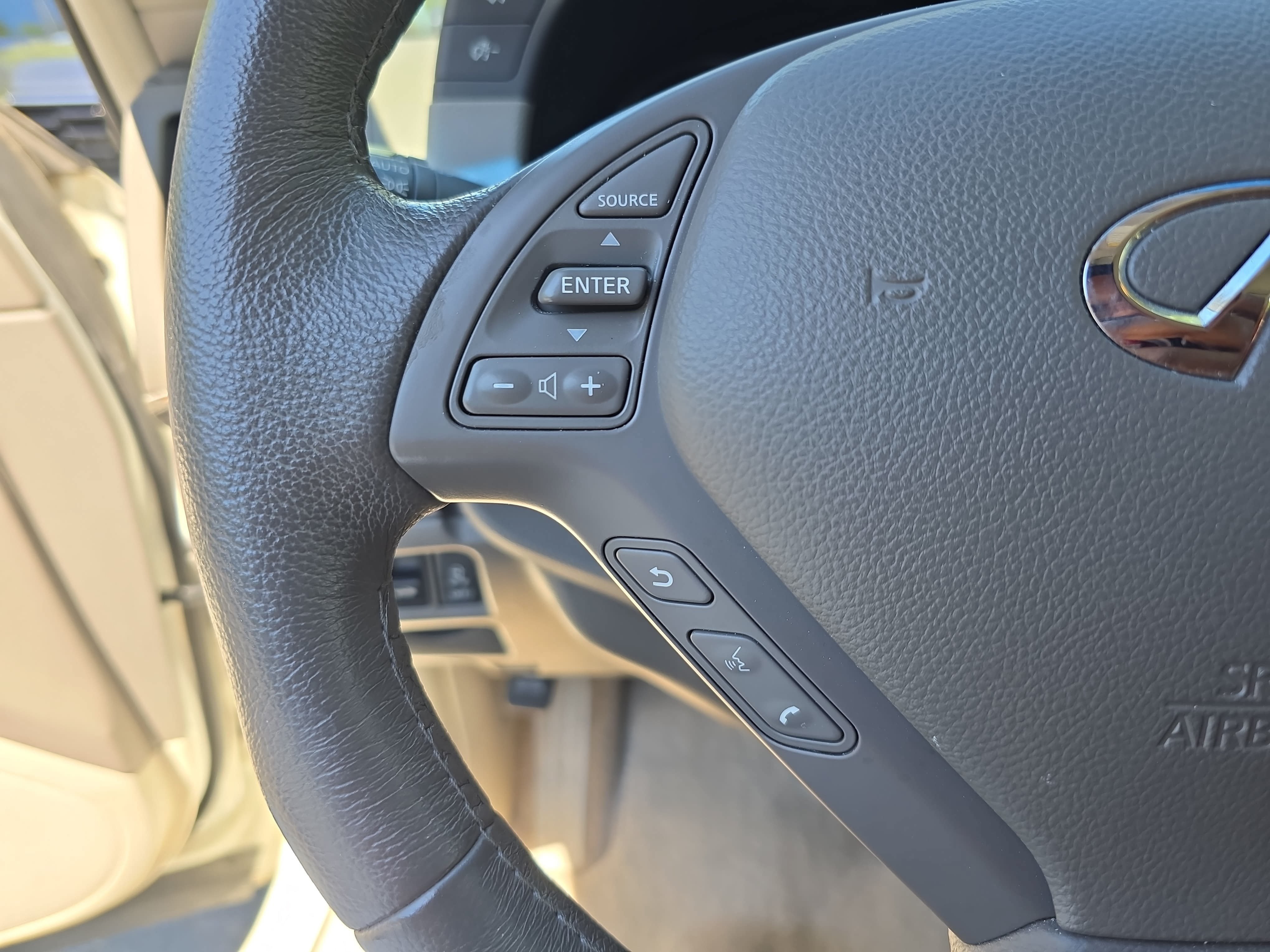 Used 2012 INFINITI G37 Journey w/ Premium Pkg RWD image 16