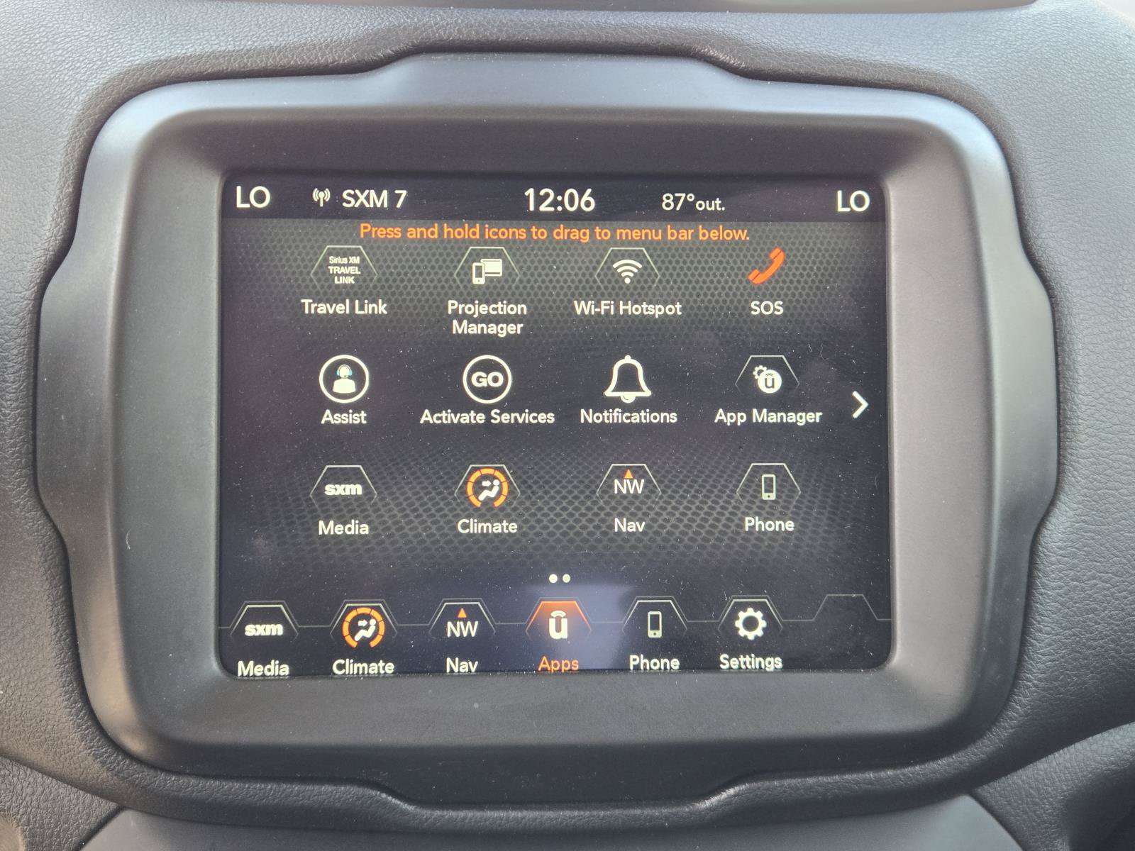 Certified 2022 Jeep Renegade Latitude AWD/4WD image 11