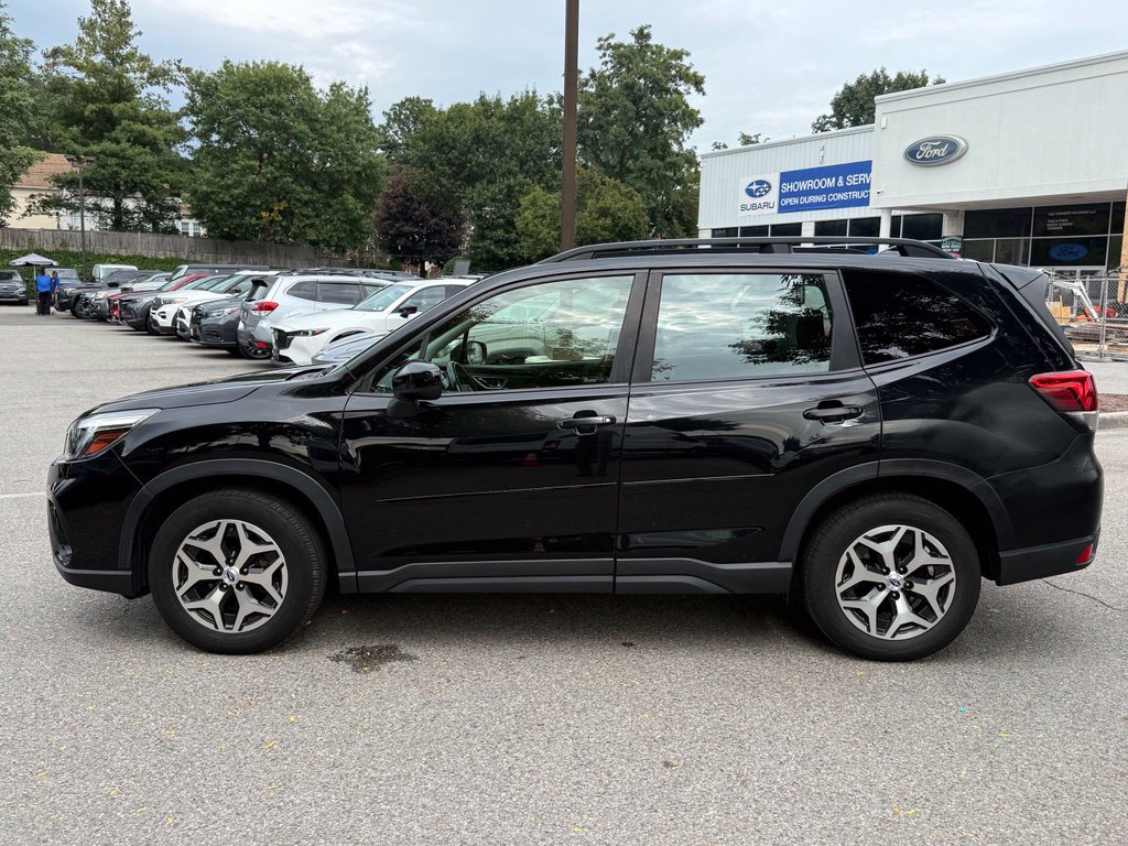 Used 2019 Subaru Forester Premium AWD/4WD image 3