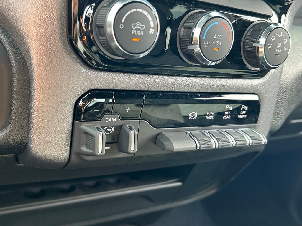 New 2025 RAM 2500 Big Horn image 44