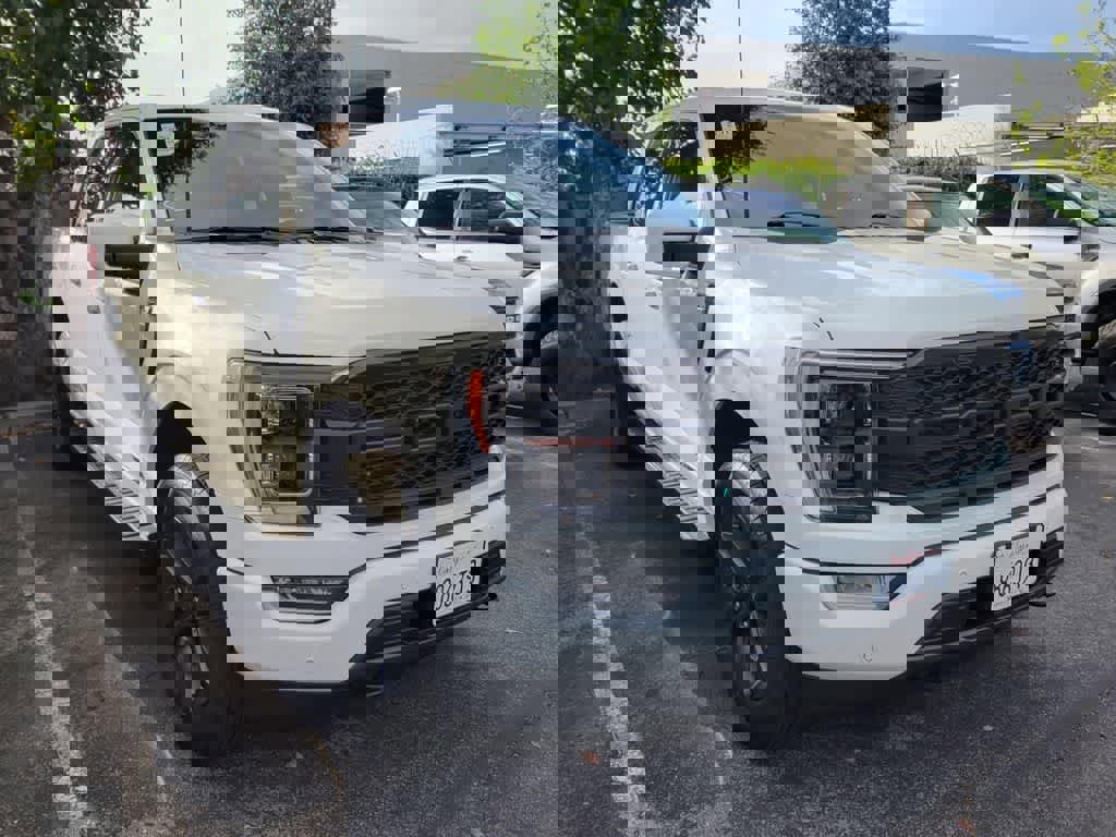 Used 2023 Ford F150 Lariat w/ Equipment Group 502A High image 9