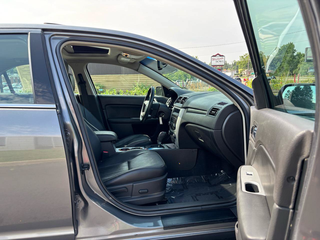 Used 2010 Mercury Milan Premier AWD/4WD image 39