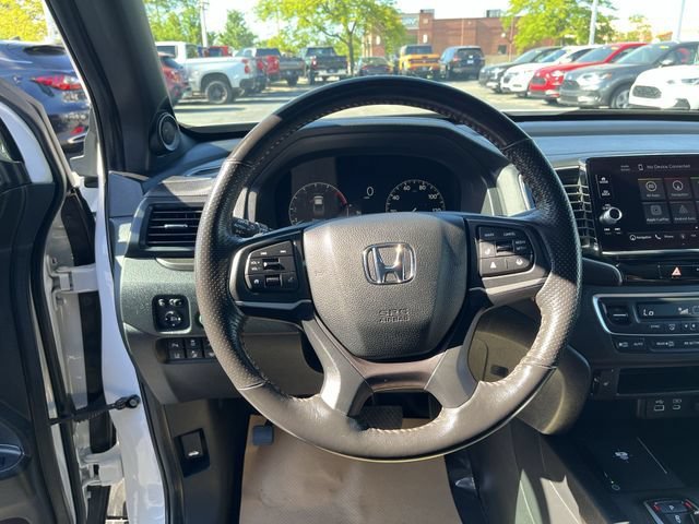 Used 2025 Honda Ridgeline TrailSport image 13