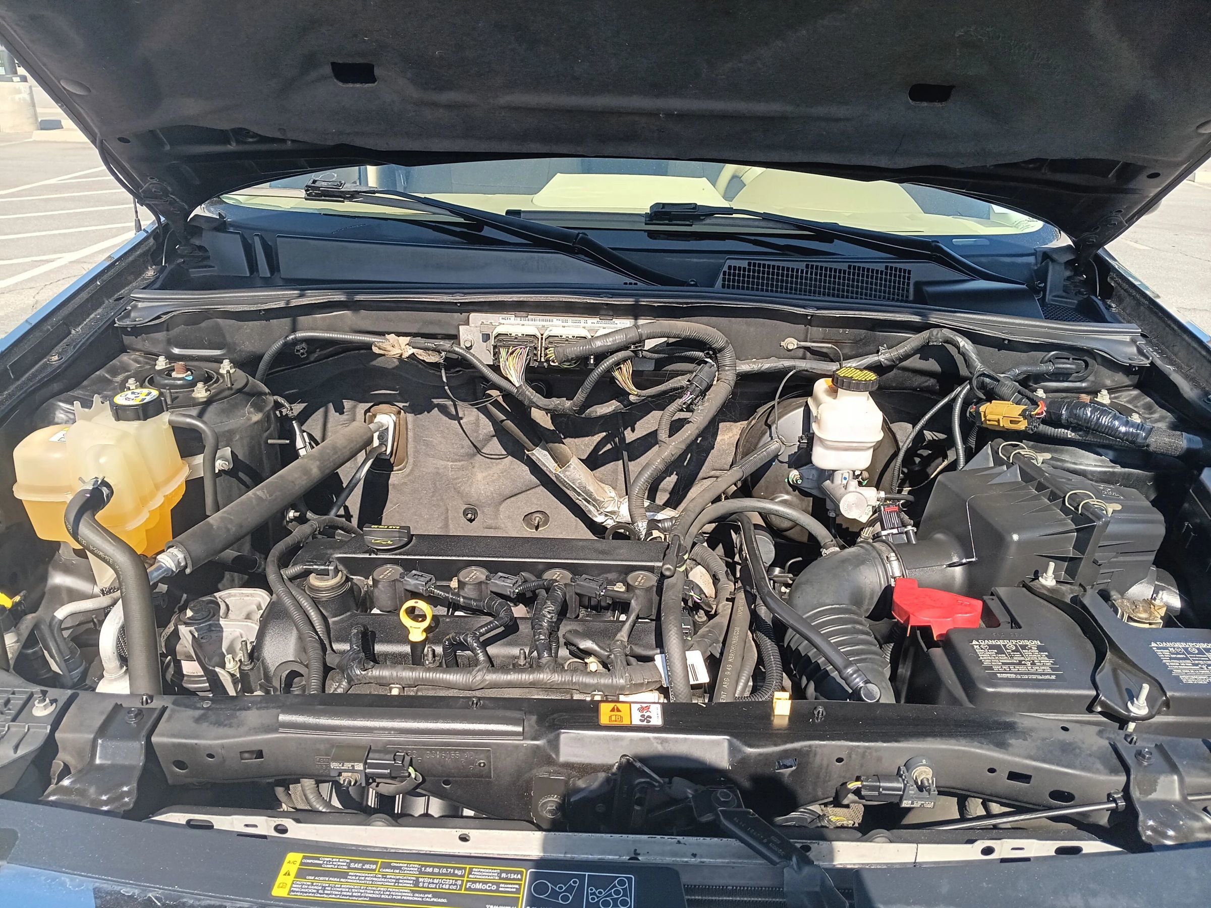 Used 2010 Ford Escape Limited image 26