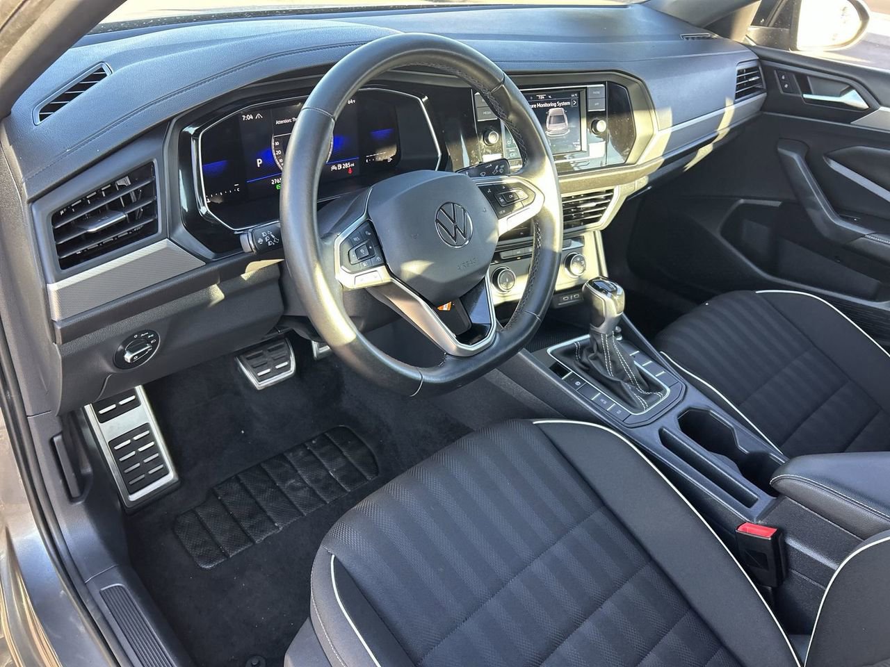 Certified 2023 Volkswagen Jetta Sport image 15