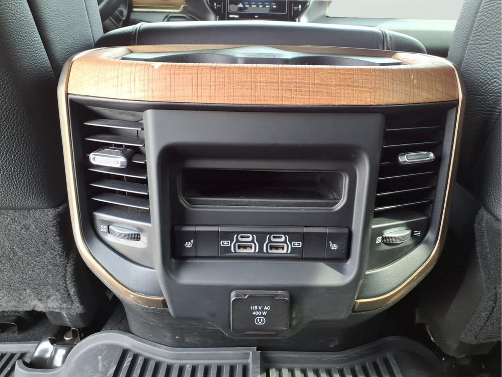 Used 2023 RAM 3500 Limited AWD/4WD image 30