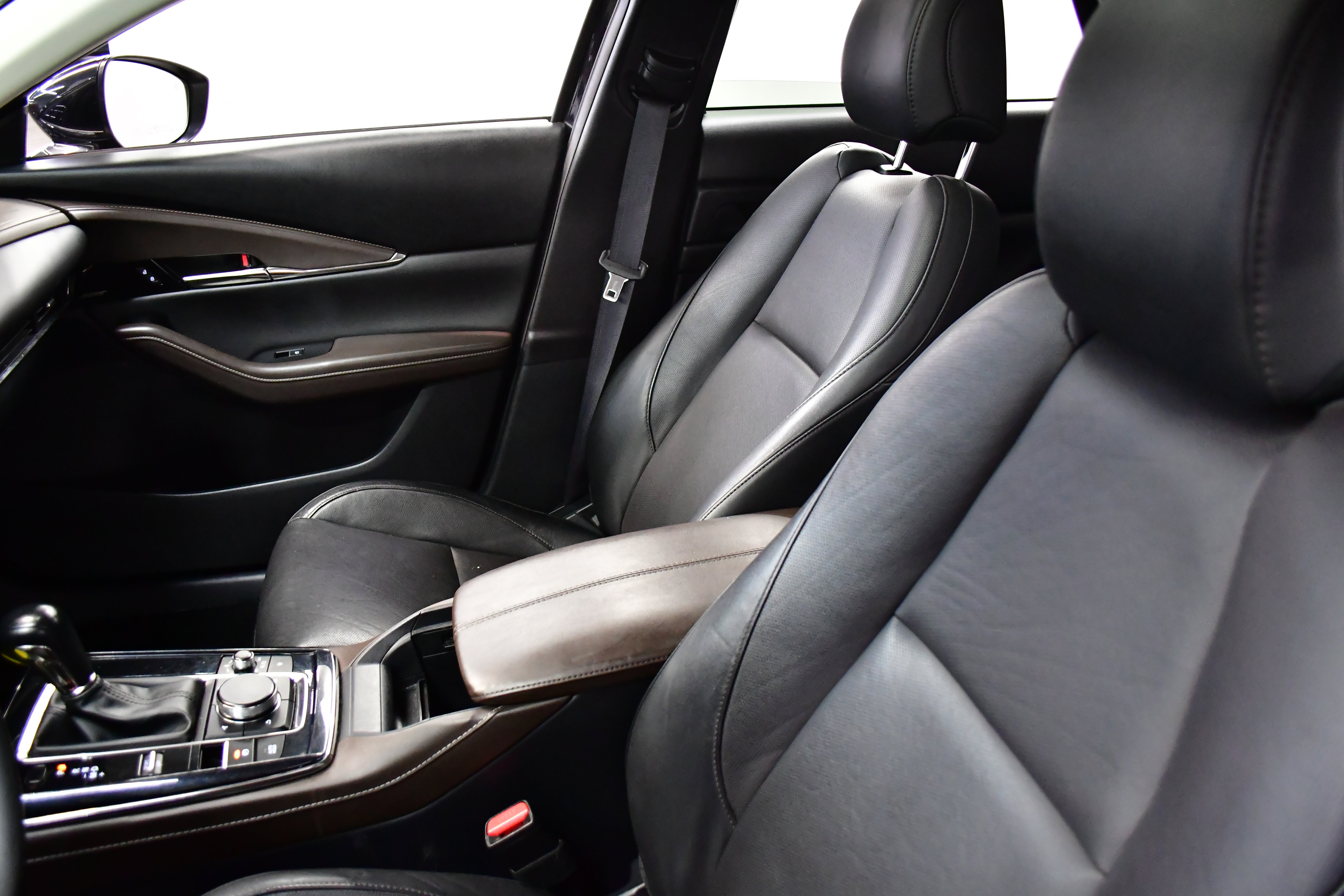 Used 2024 MAZDA CX-30 AWD 2.5 S w/ Premium Package image 21