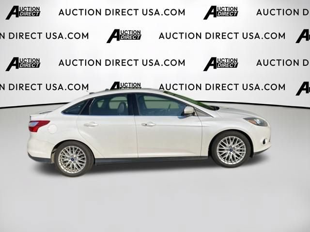 Used 2014 Ford Focus Titanium FWD image 18