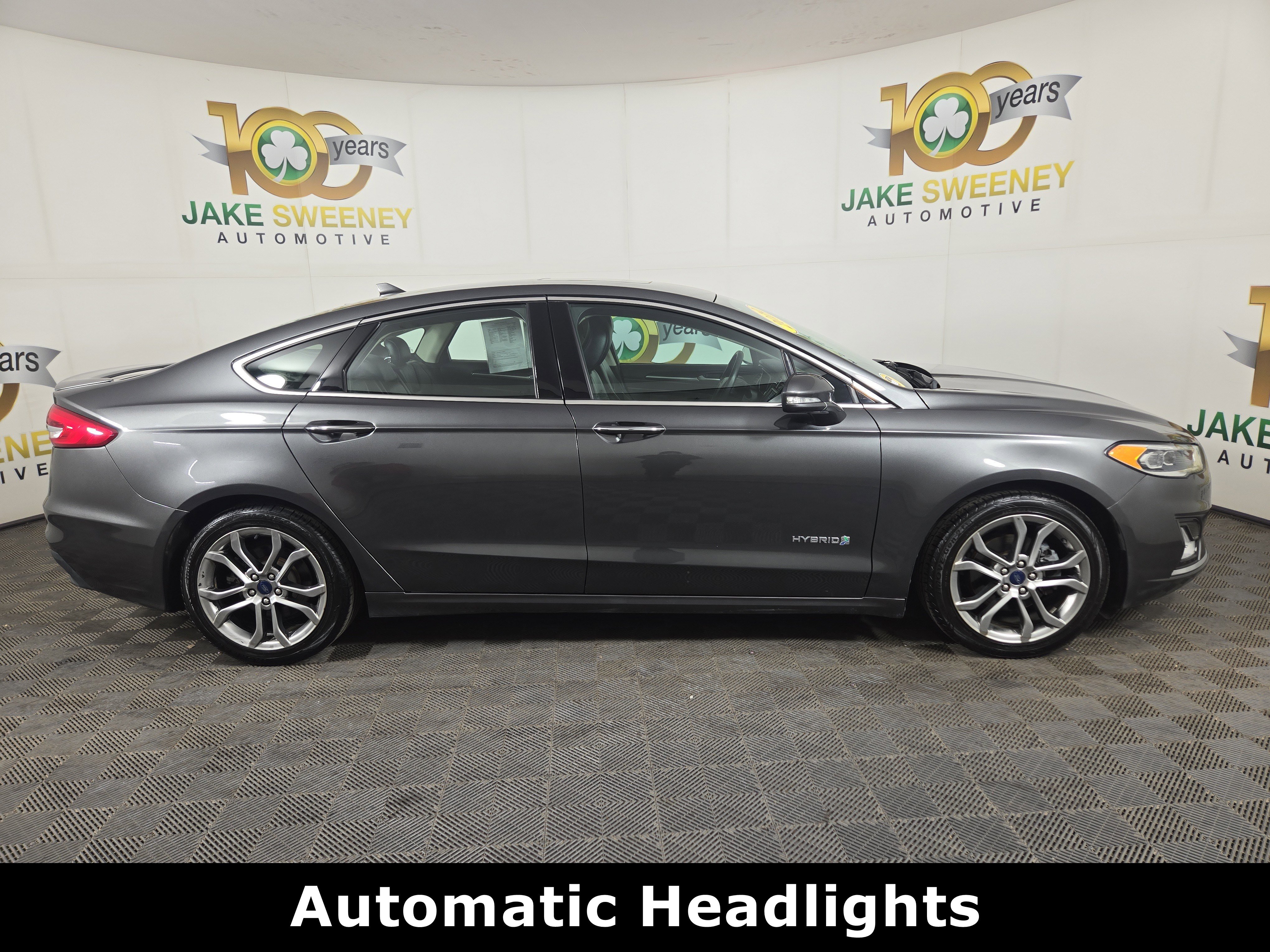 Used 2019 Ford Fusion Titanium image 10
