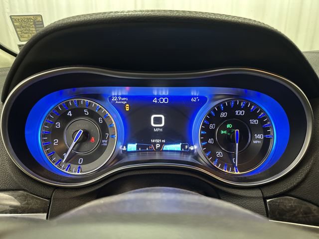 Used 2016 Chrysler 300 C image 12