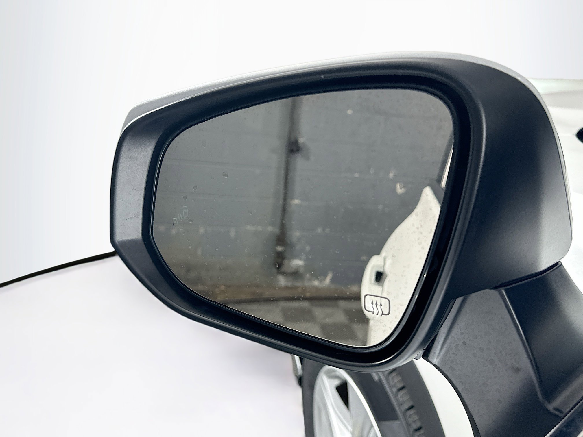 Used 2024 Toyota Highlander LE image 16