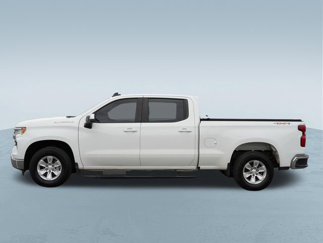 Used 2022 Chevrolet Silverado 1500 LT AWD/4WD image 4