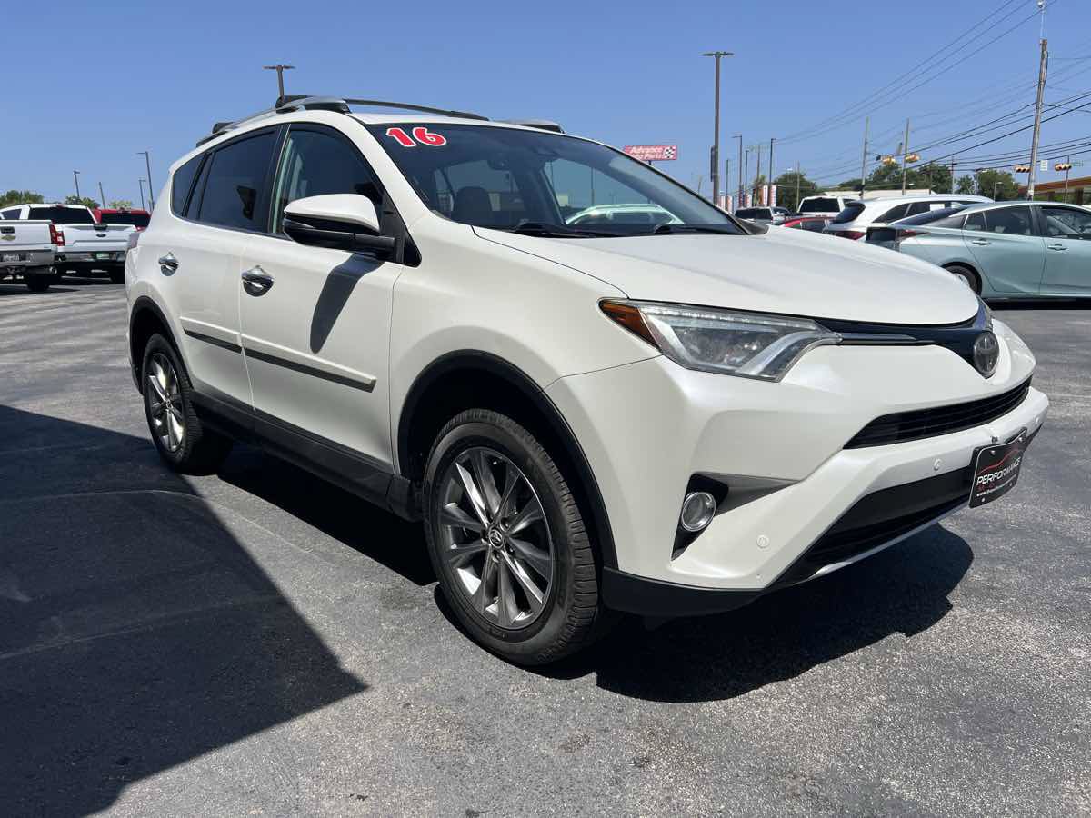Used 2016 Toyota RAV4 Limited FWD image 6