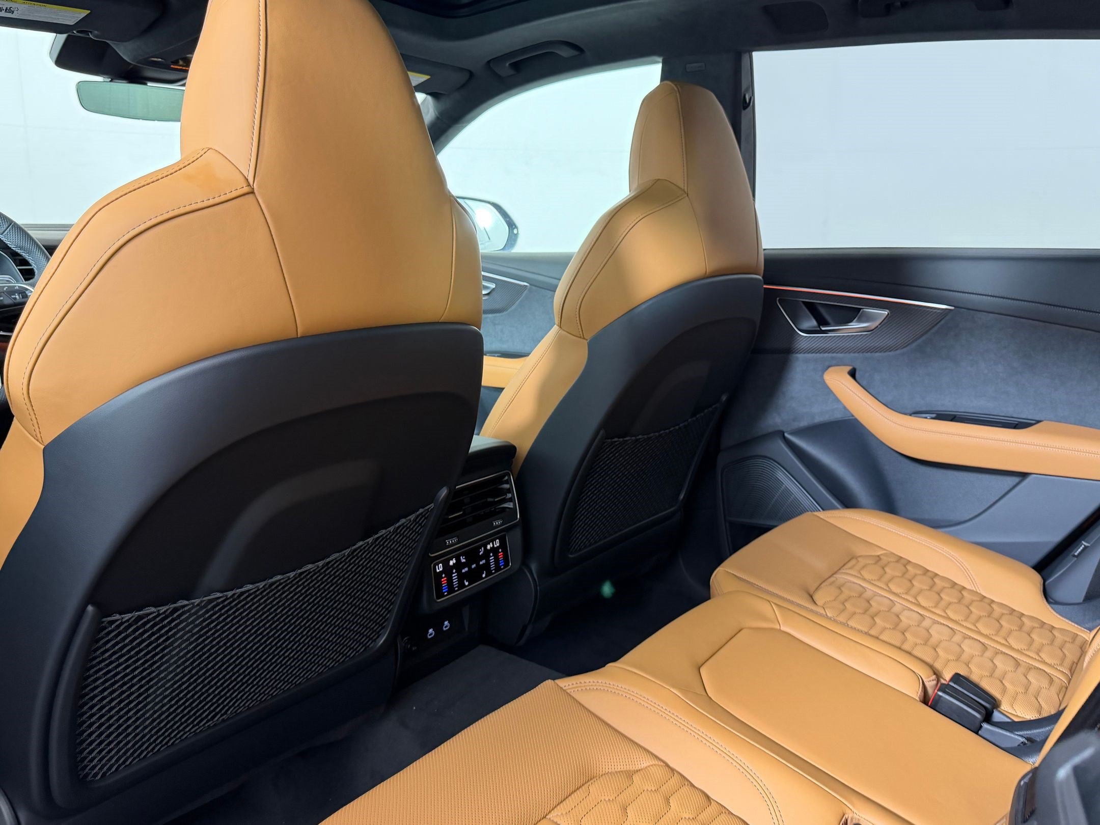 New 2027 Audi RS Q8 performance AWD/4WD image 25