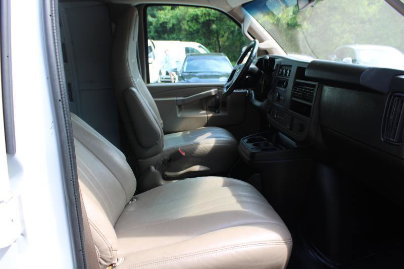Used 2021 Chevrolet Express 2500 Extended w/ Driver Convenience Package RWD image 10