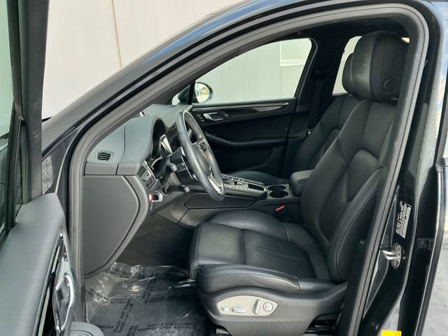Certified 2019 Porsche Macan image 5