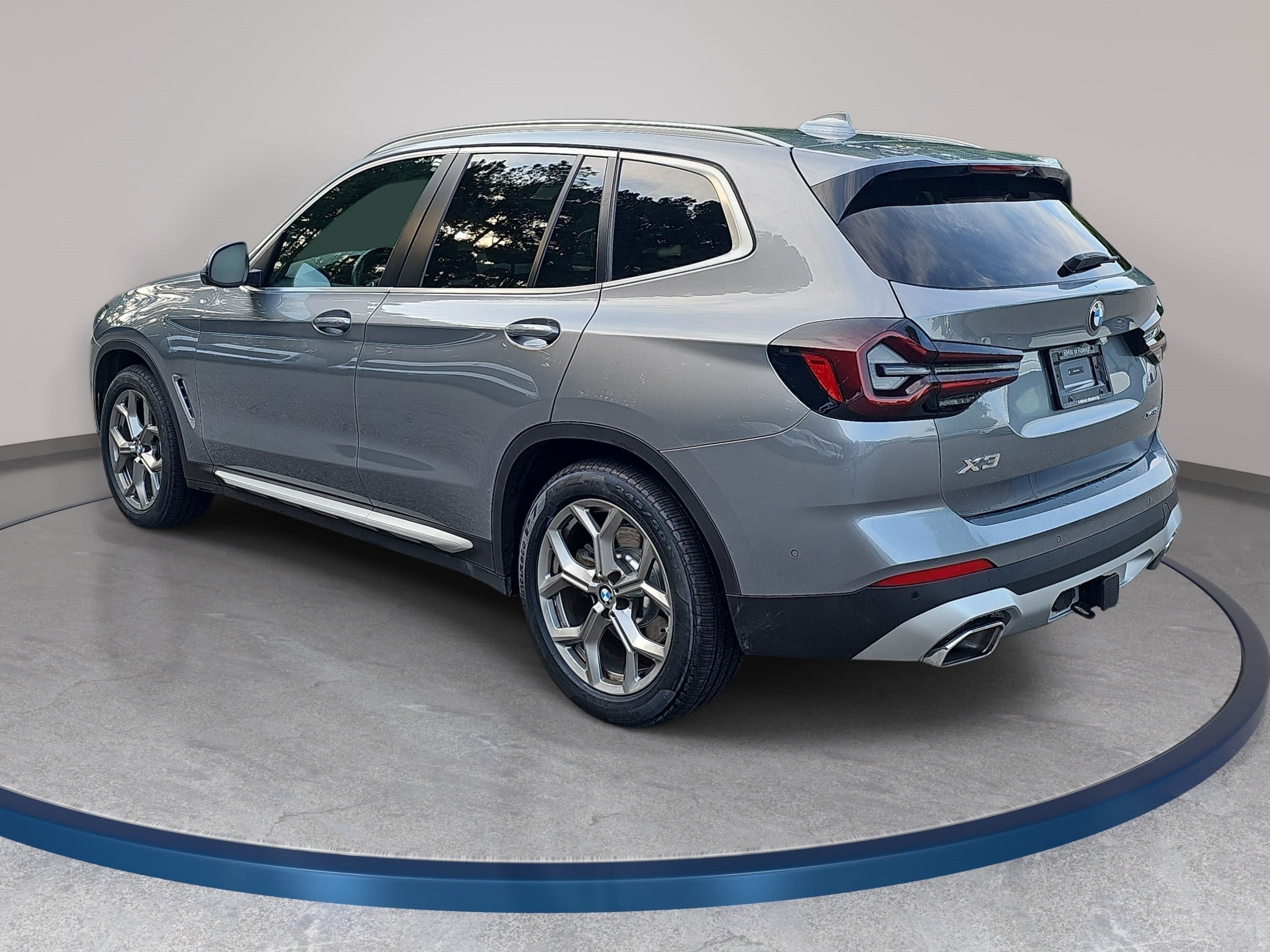 Used 2024 BMW X3 xDrive30i w/ Premium Package AWD/4WD image 7
