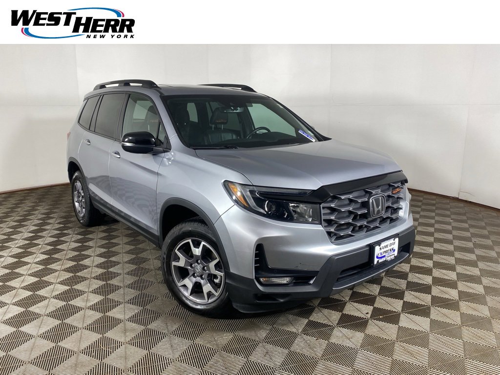 Used 2022 Honda Passport TrailSport image 1