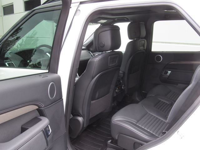 Used 2023 Land Rover Discovery S R-Dynamic AWD/4WD image 13