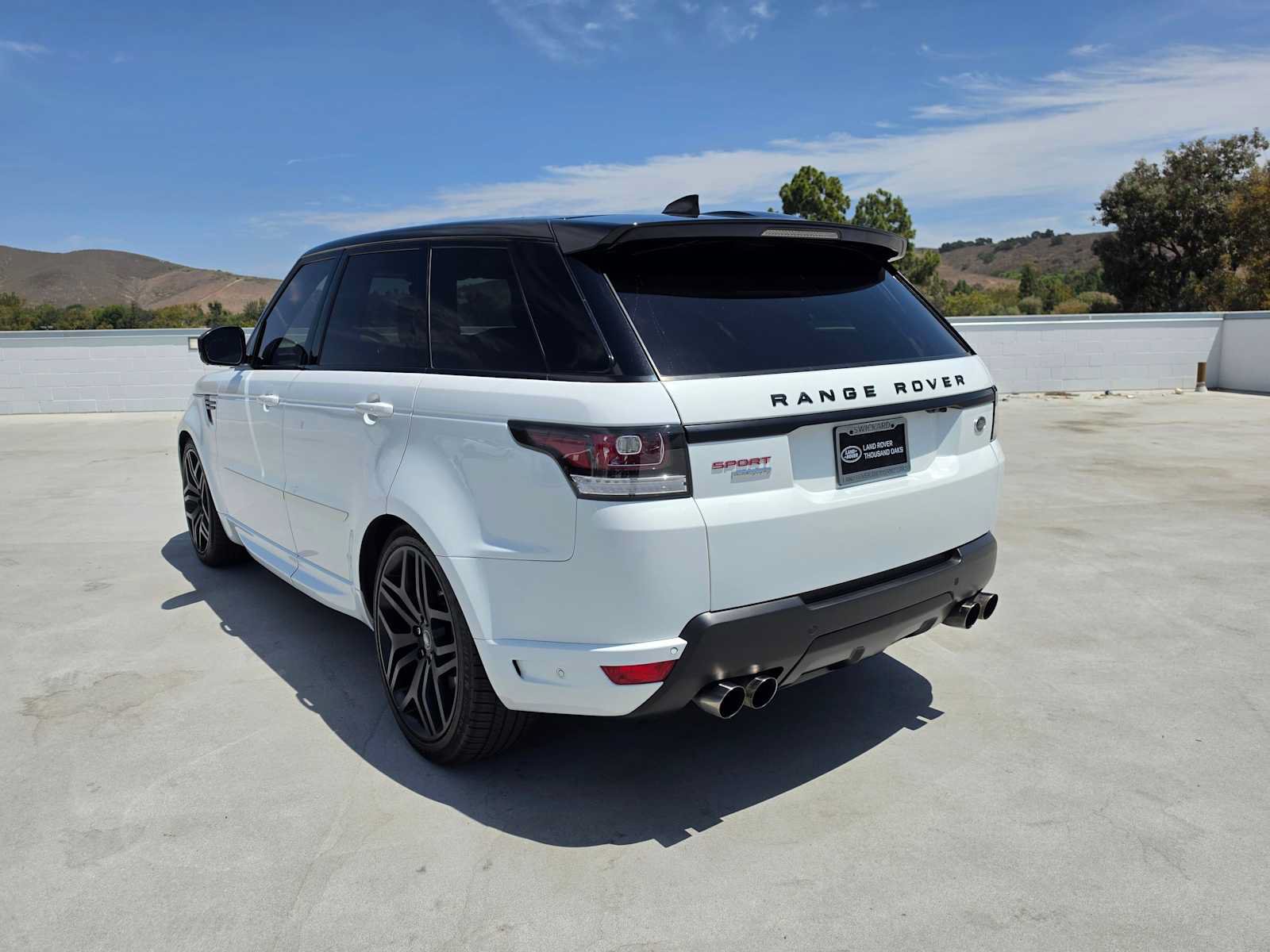 Used 2017 Land Rover Range Rover Sport Autobiography AWD/4WD image 4