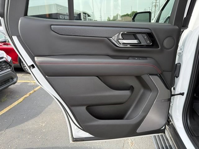 Used 2026 GMC Yukon AT4 Ultimate w/ LPO, Floor Liner Package AWD/4WD image 13