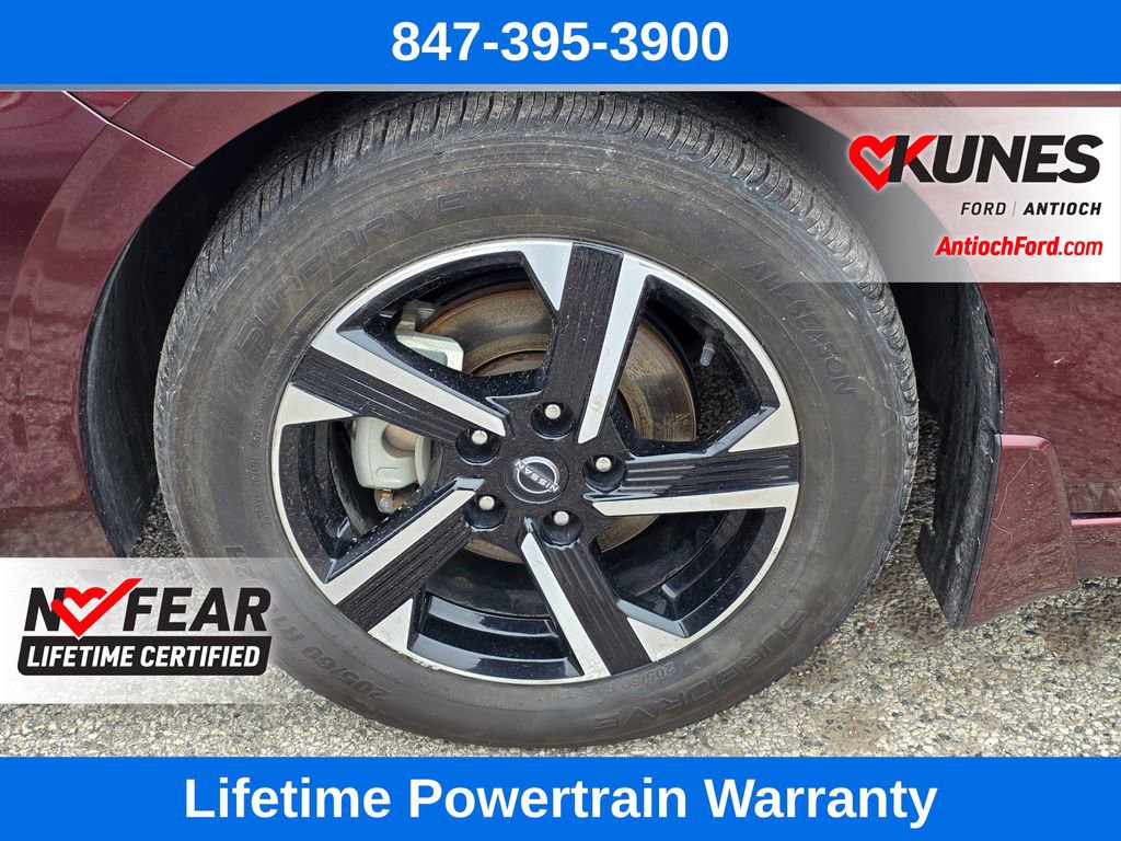 Used 2024 Nissan Sentra SV image 9