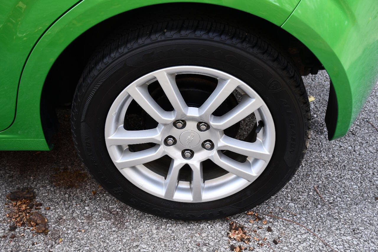 Used 2014 Chevrolet Sonic LT w/ LT Spring Promotional Package image 35