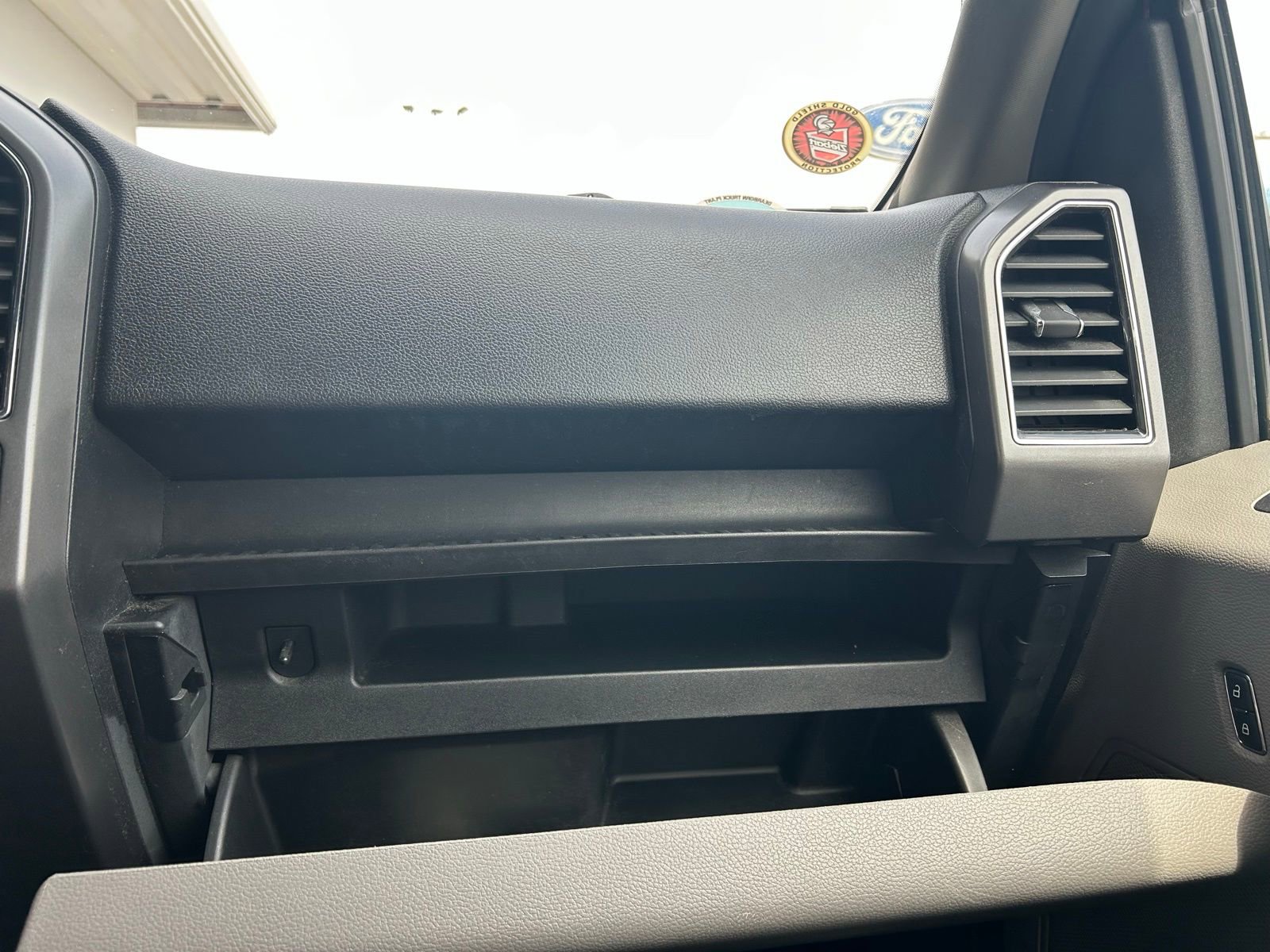 Used 2017 Ford F150 XLT w/ Equipment Group 302A Luxury image 23