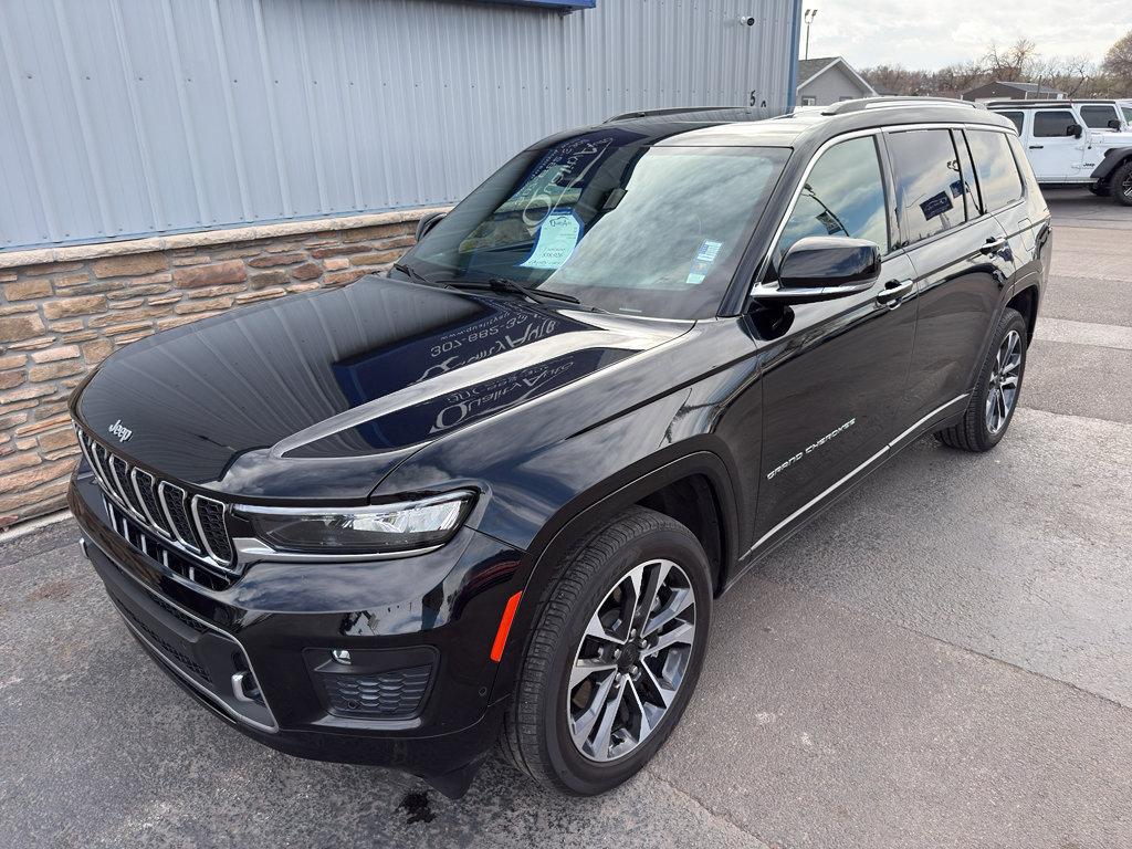 Used 2022 Jeep Grand Cherokee L Overland w/ Luxury Tech Group IV image 2