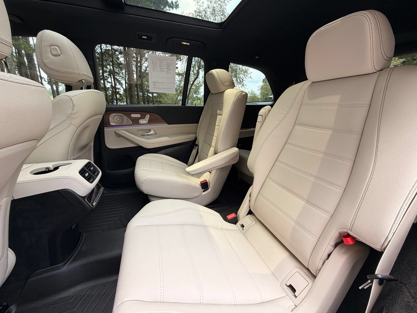 Used 2025 Mercedes-Benz GLS 450 4MATIC image 14