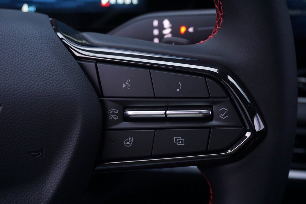 New 2026 Chevrolet Equinox RS w/ Convenience Package III image 21