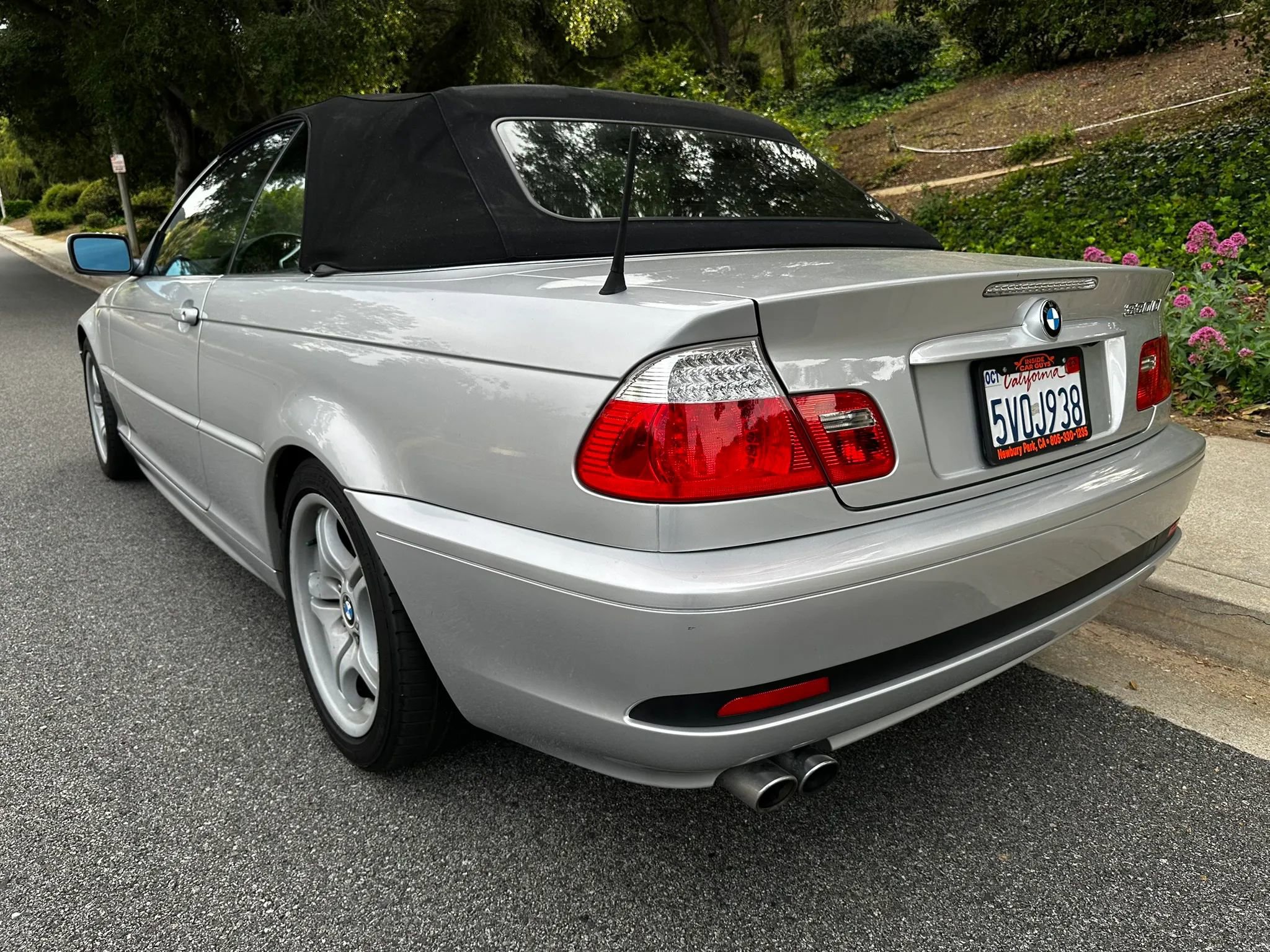 Used 2006 BMW 330Ci Convertible image 12