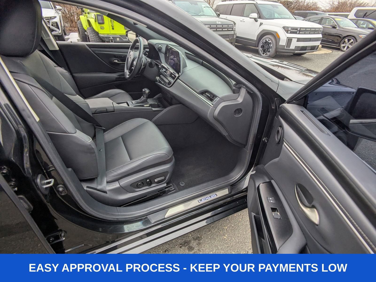 Used 2023 Lexus ES 300h w/ Premium Package image 14