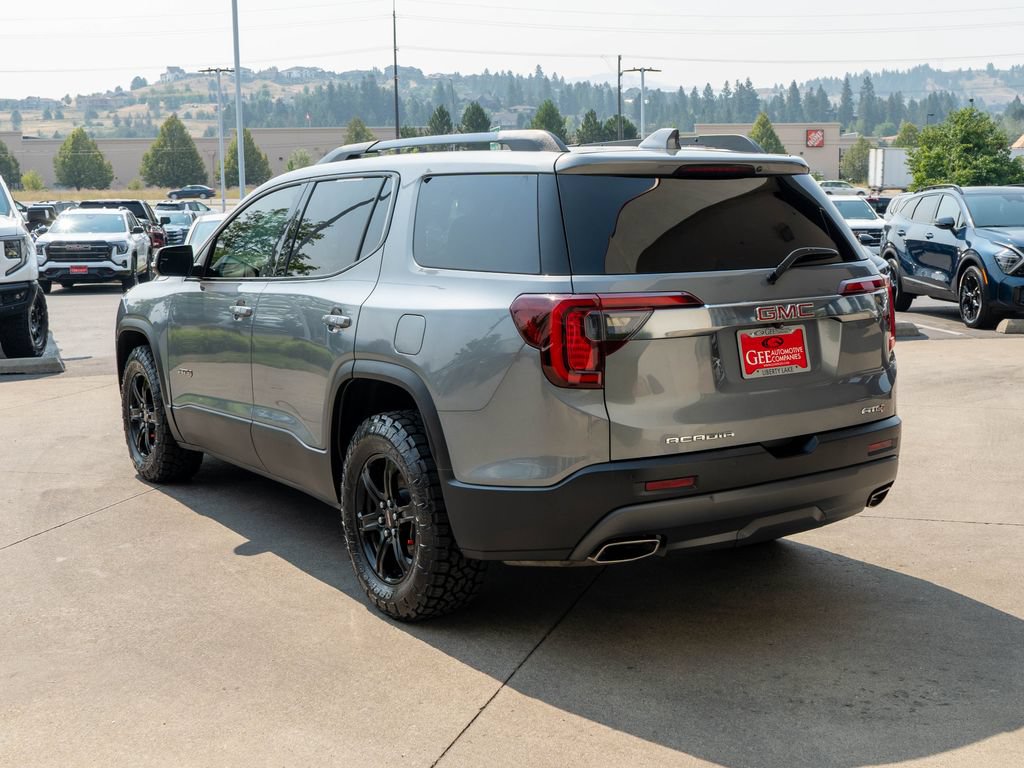 Used 2021 GMC Acadia AT4 w/ Technology Package AWD/4WD image 5