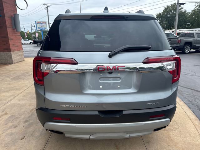 Certified 2023 GMC Acadia SLT w/ Preferred Package image 9