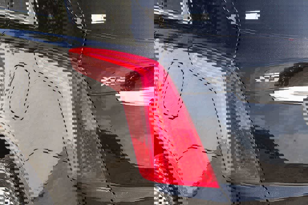 Used 2019 Cadillac XT5 Premium Luxury image 10