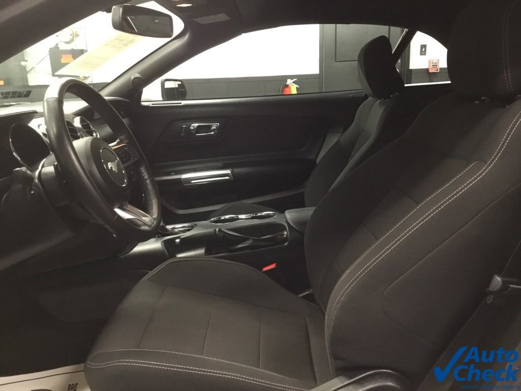 Used 2017 Ford Mustang Convertible image 33