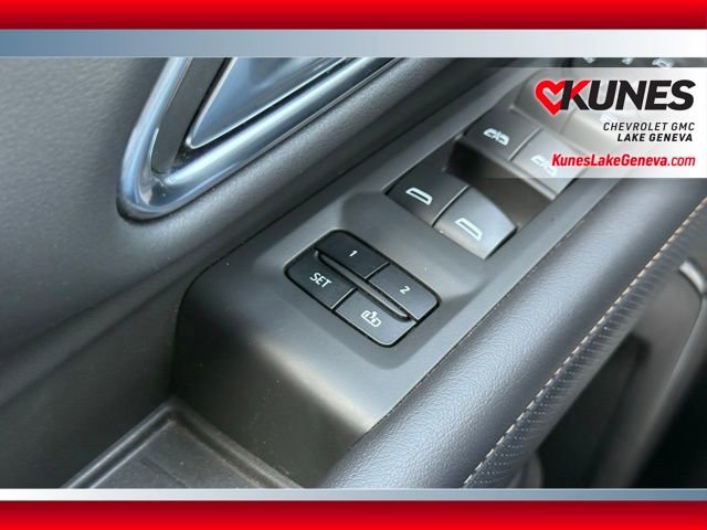 Used 2022 GMC Yukon AT4 AWD/4WD image 50
