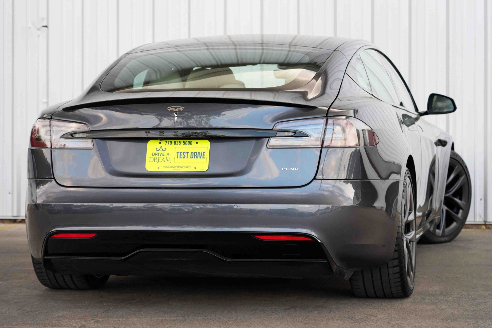 Used 2021 Tesla Model S Plaid image 5