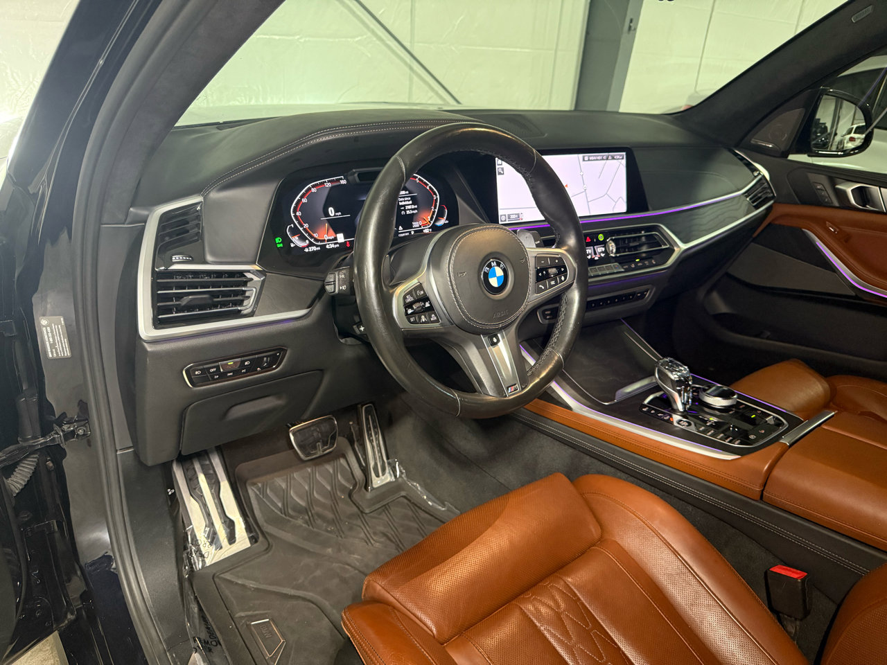 Used 2020 BMW X7 xDrive40i w/ M Sport Package image 10