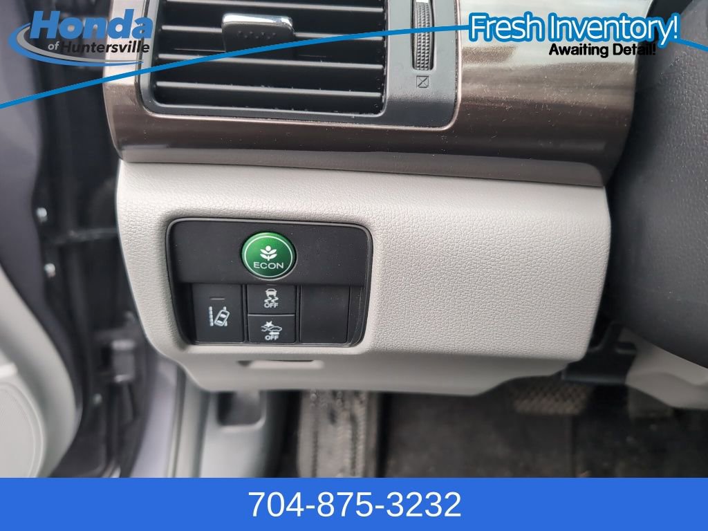 Used 2017 Honda Accord EX-L image 23