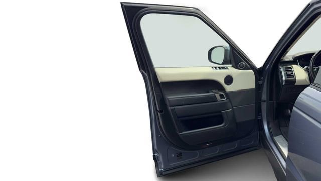 Used 2019 Land Rover Range Rover Sport HSE image 10