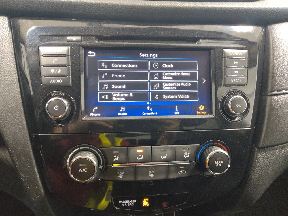 Used 2020 Nissan Rogue S w/ Special Edition Package image 25