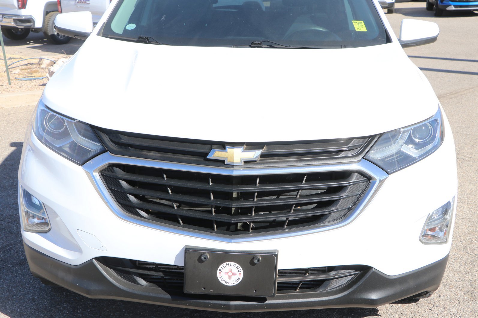 Used 2020 Chevrolet Equinox LT FWD image 2