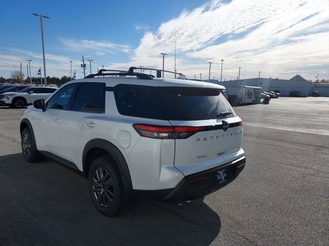 New 2025 Nissan Pathfinder SV image 8