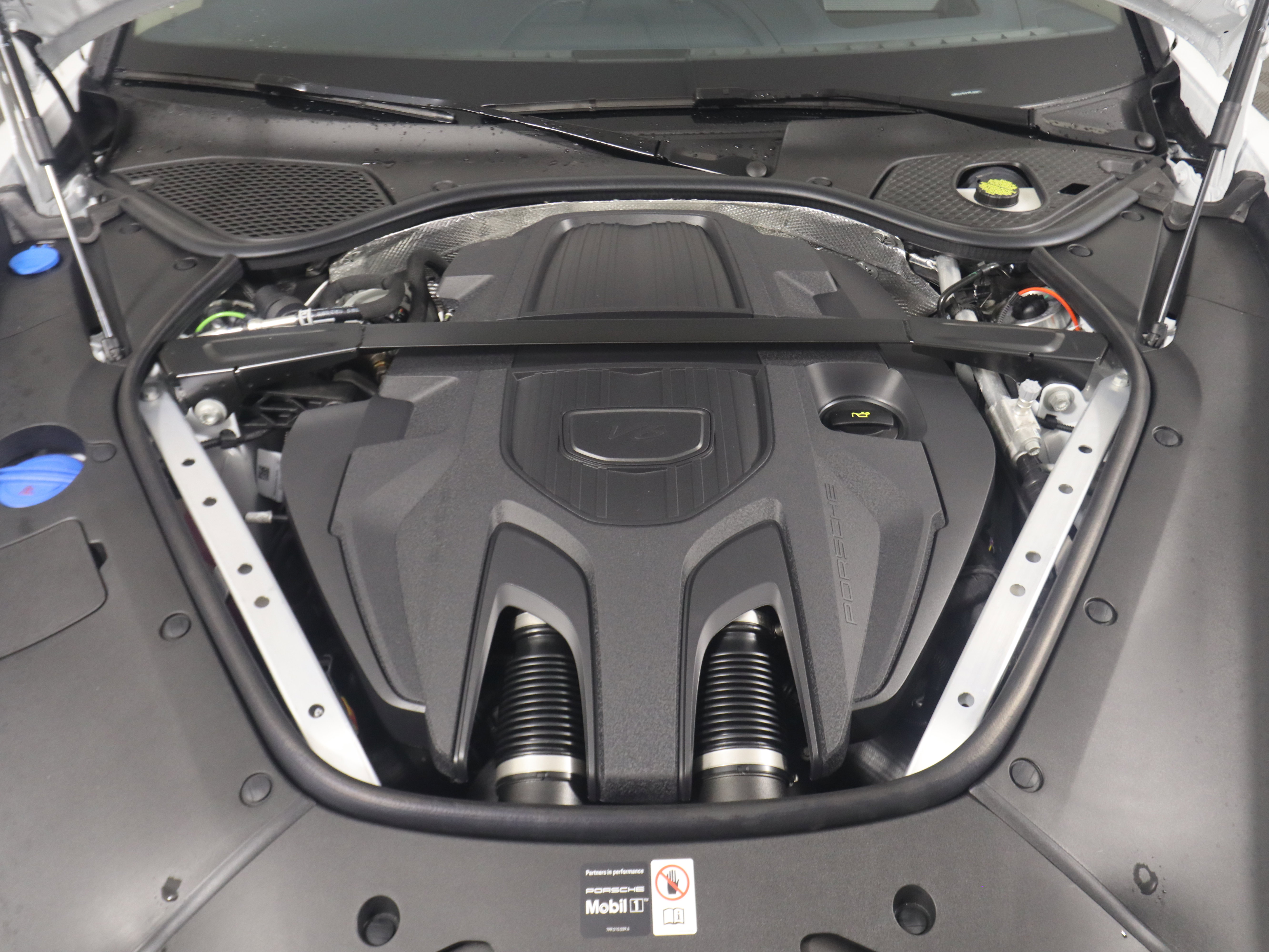 New 2026 Porsche Panamera image 22