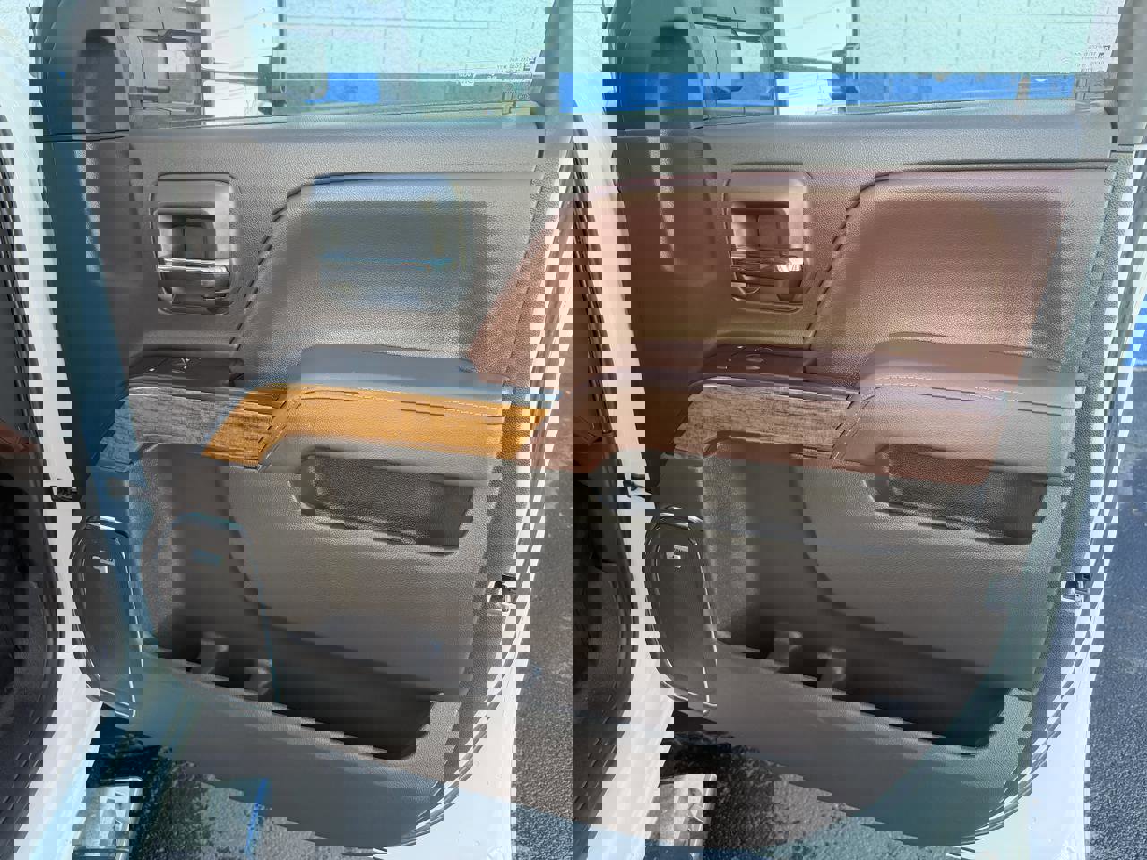 Used 2016 Chevrolet Silverado 3500 High Country w/ Duramax Plus Package image 23