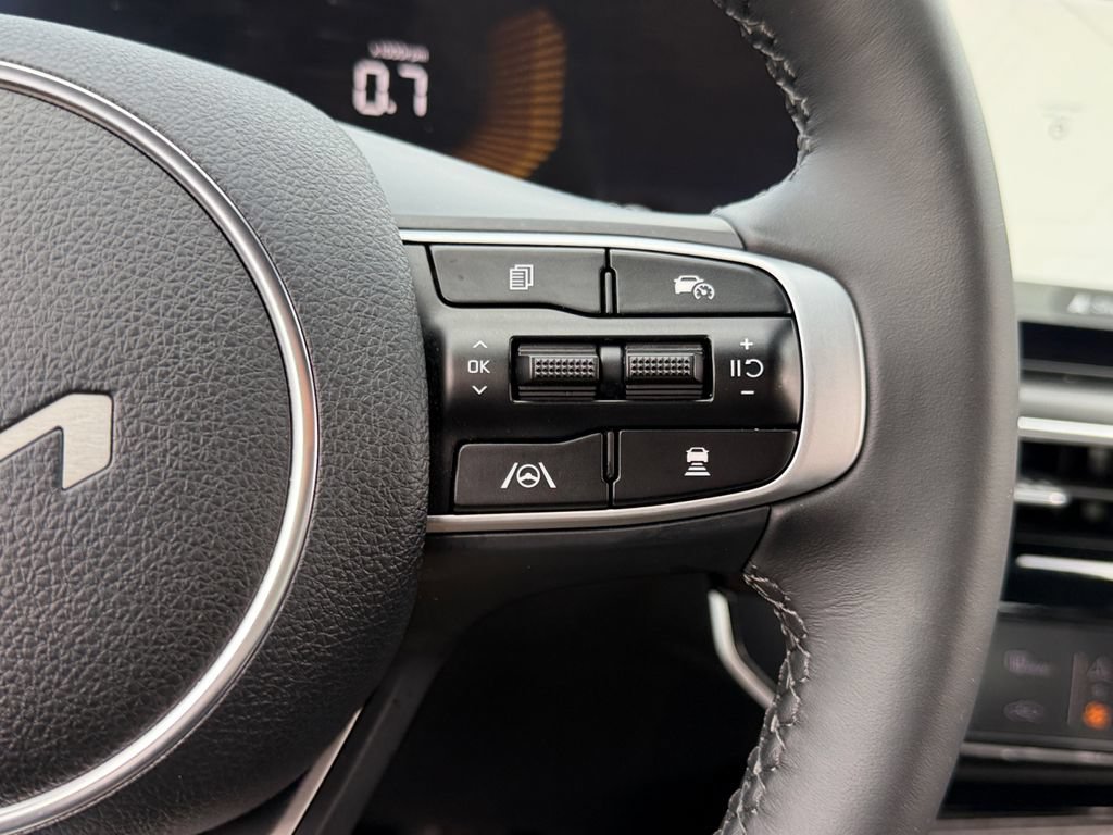 Used 2026 Kia K5 GT-Line AWD/4WD image 17