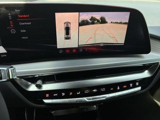 New 2026 Cadillac Lyriq V w/ Exterior Carbon Fiber Package AWD/4WD image 17