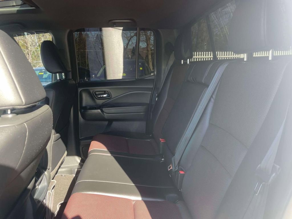 Certified 2023 Honda Ridgeline Black Edition image 13